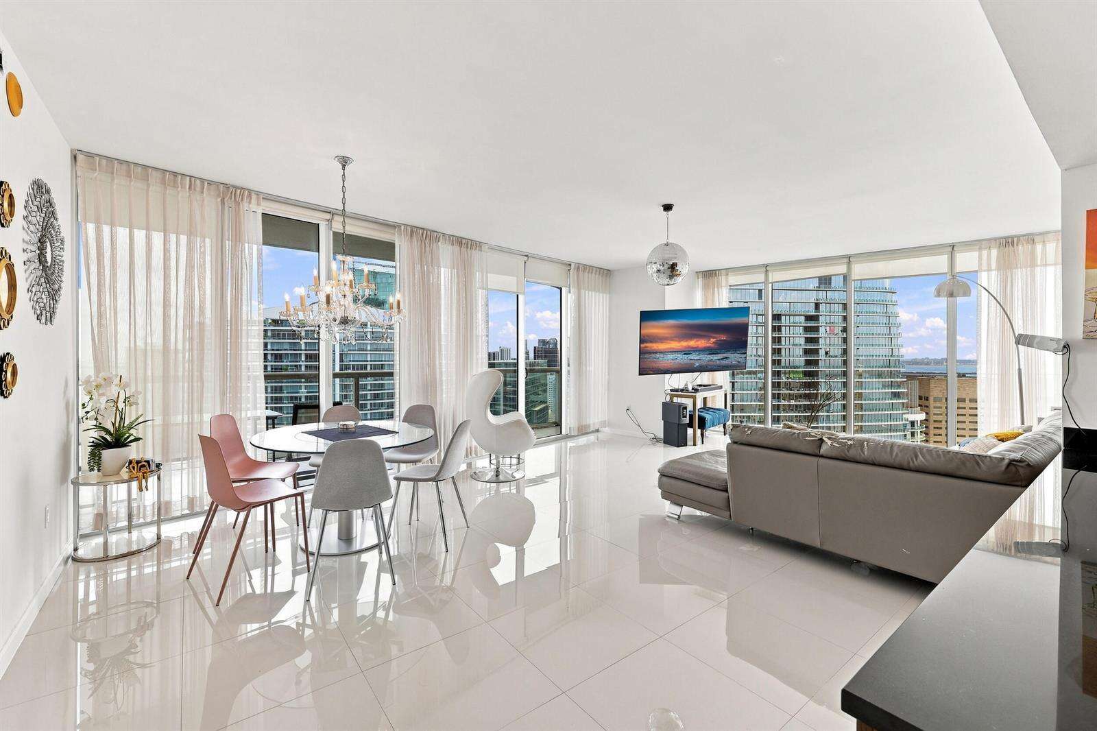 Icon Brickell 1 at 465 Brickell, Miami, FL 33131 - For Rent photo 5