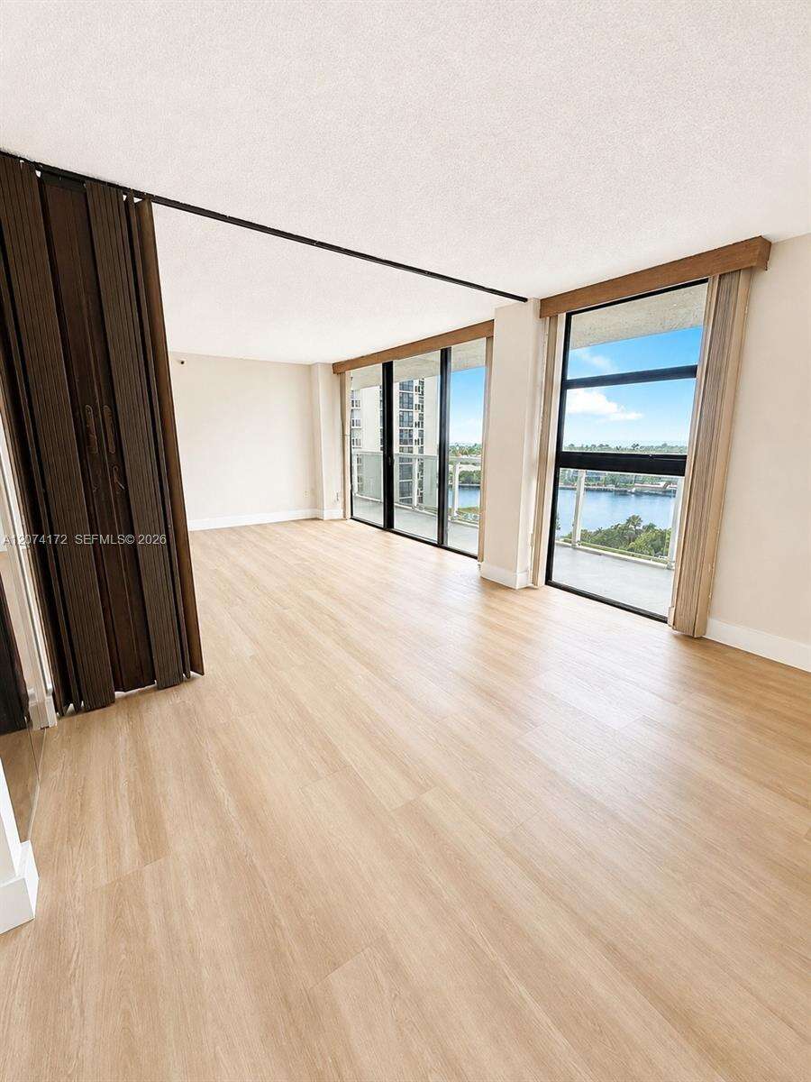 Waterview at 20505 Country Club Dr, Aventura, FL 33180 - For Rent photo 9