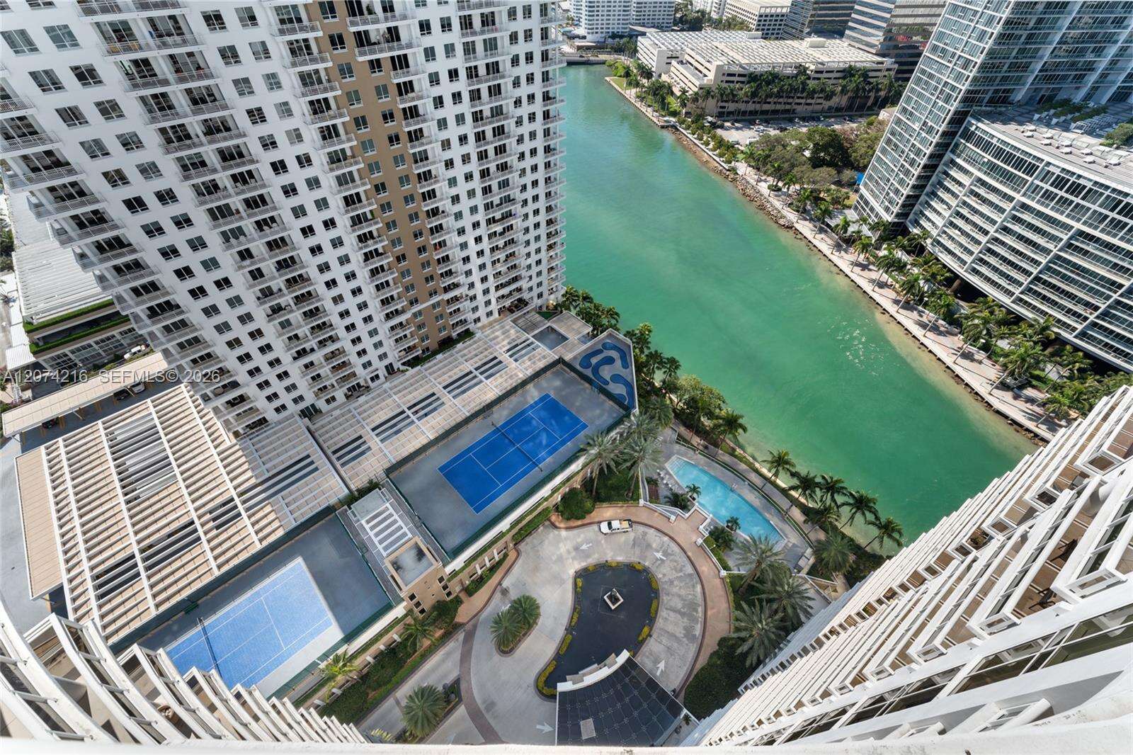 Carbonell at 901 Brickell Key Blvd, Miami, FL 33131 - For Rent photo 6
