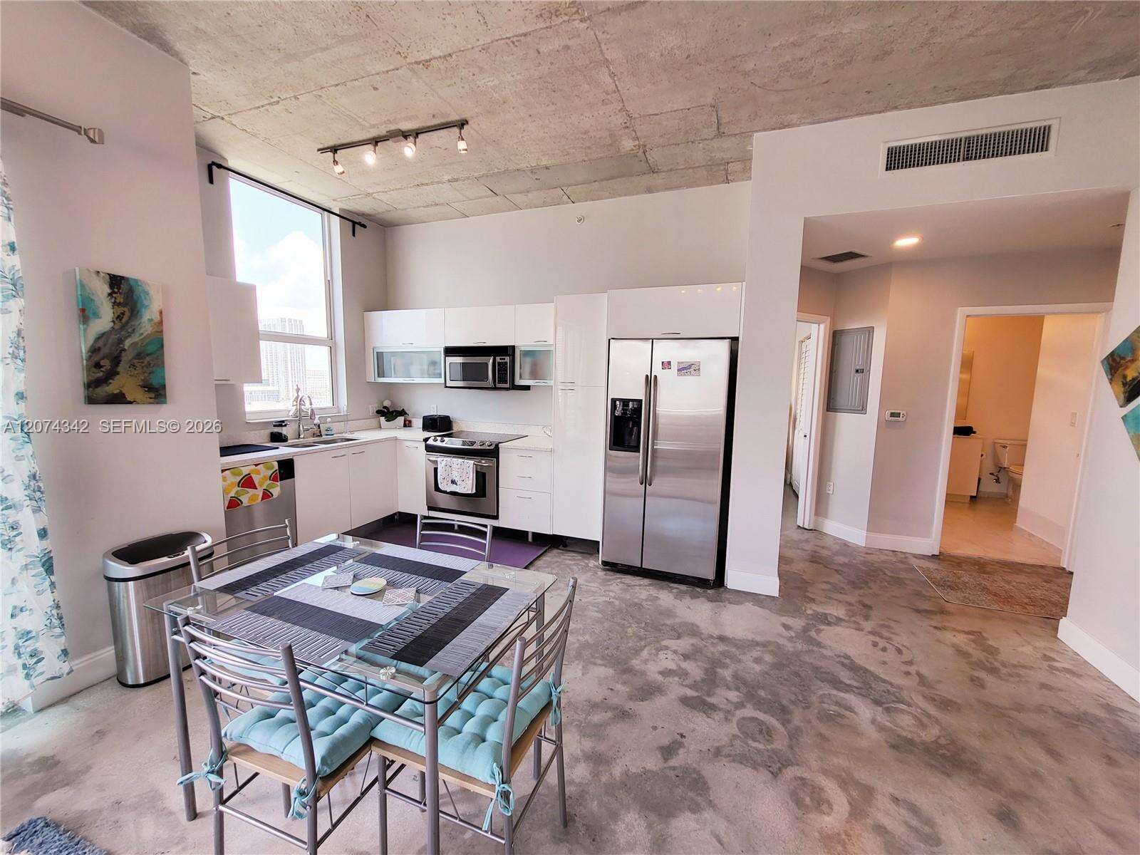 The Loft 2 at 133 2 Ave, Miami, FL 33132 - For Rent photo 14