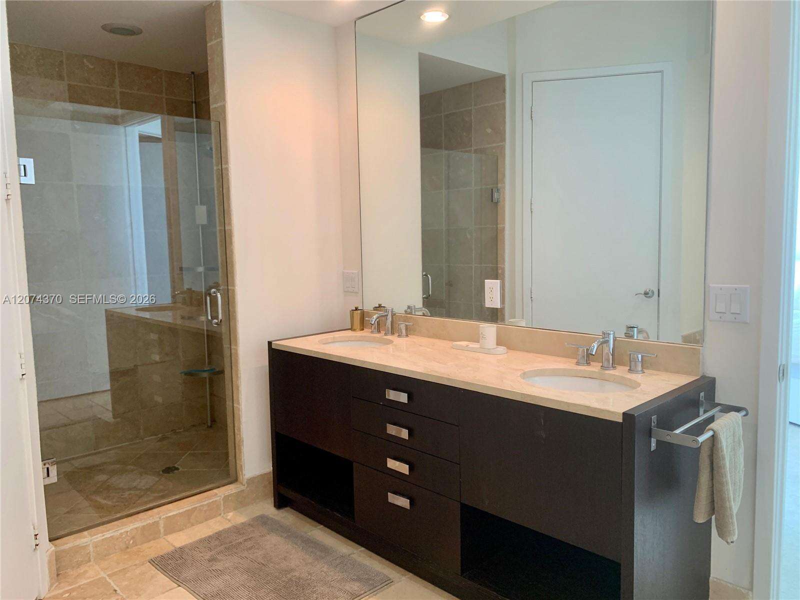 Trump Royale at 18201 Collins Ave, Sunny Isles Beach, FL 33160 - For Rent photo 13
