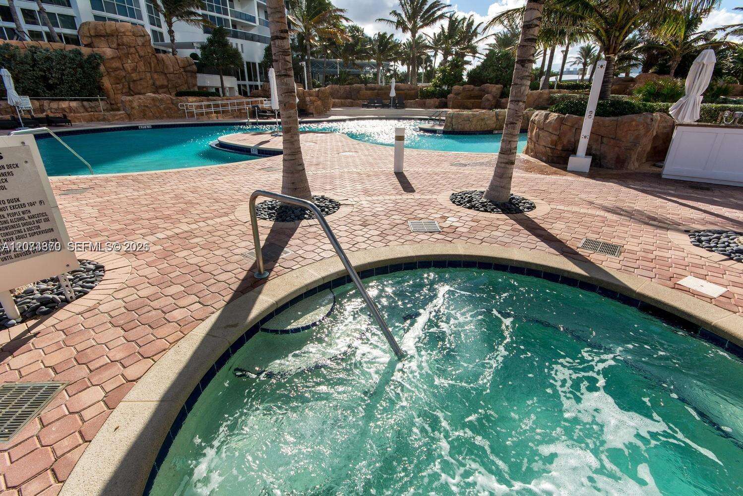 Trump Royale at 18201 Collins Ave, Sunny Isles Beach, FL 33160 - For Rent photo 21