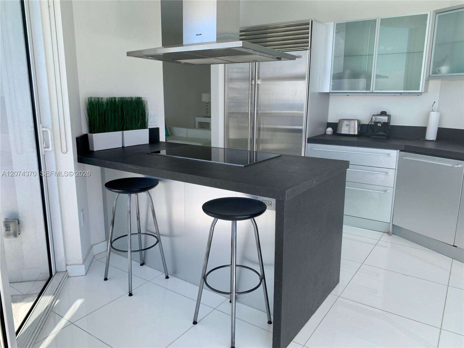 Trump Royale at 18201 Collins Ave, Sunny Isles Beach, FL 33160 - For Rent photo 8