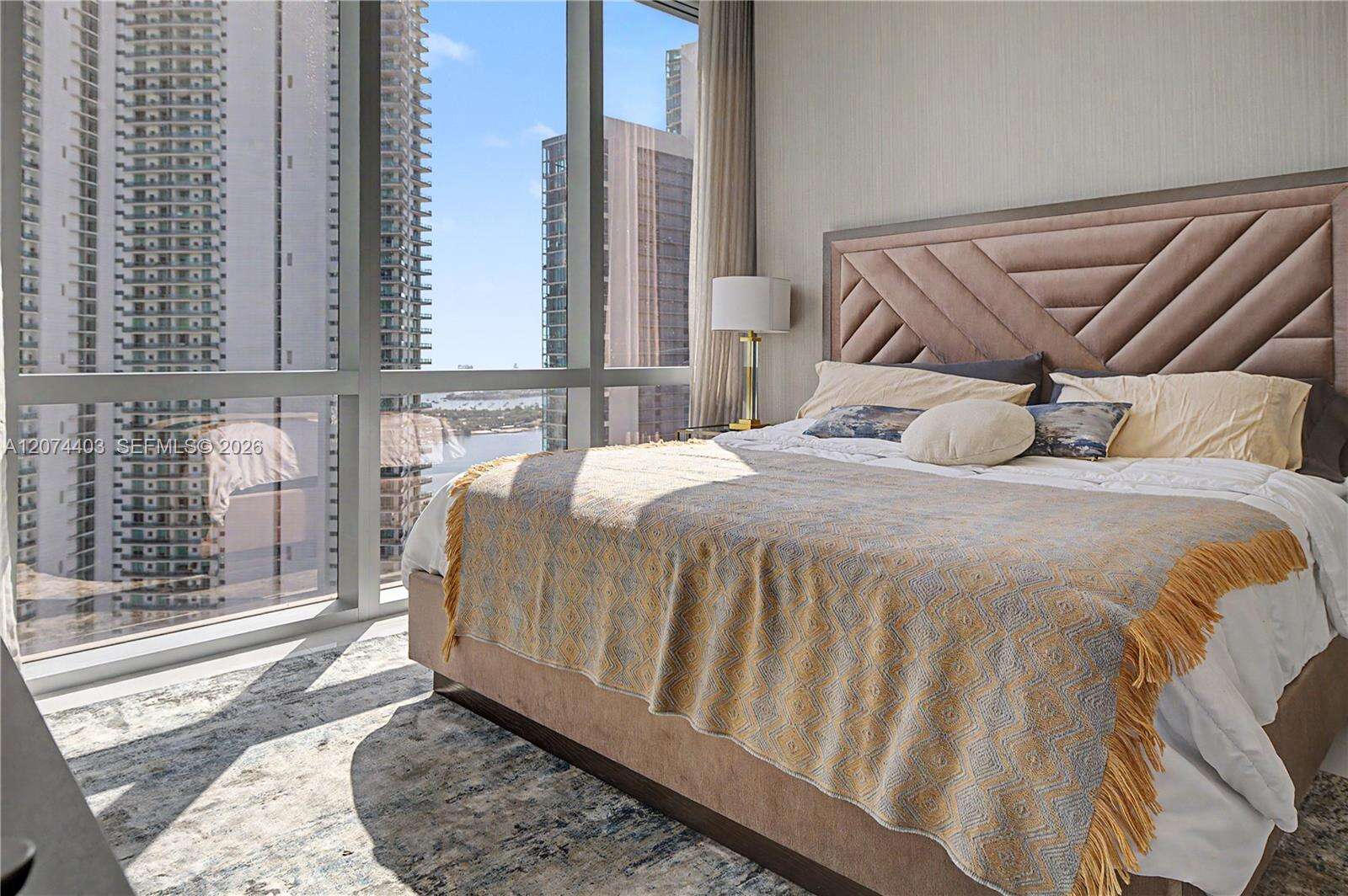 Paramount Miami Worldcenter at 851 1 Ave, Miami, FL 33132 - For Rent photo 12