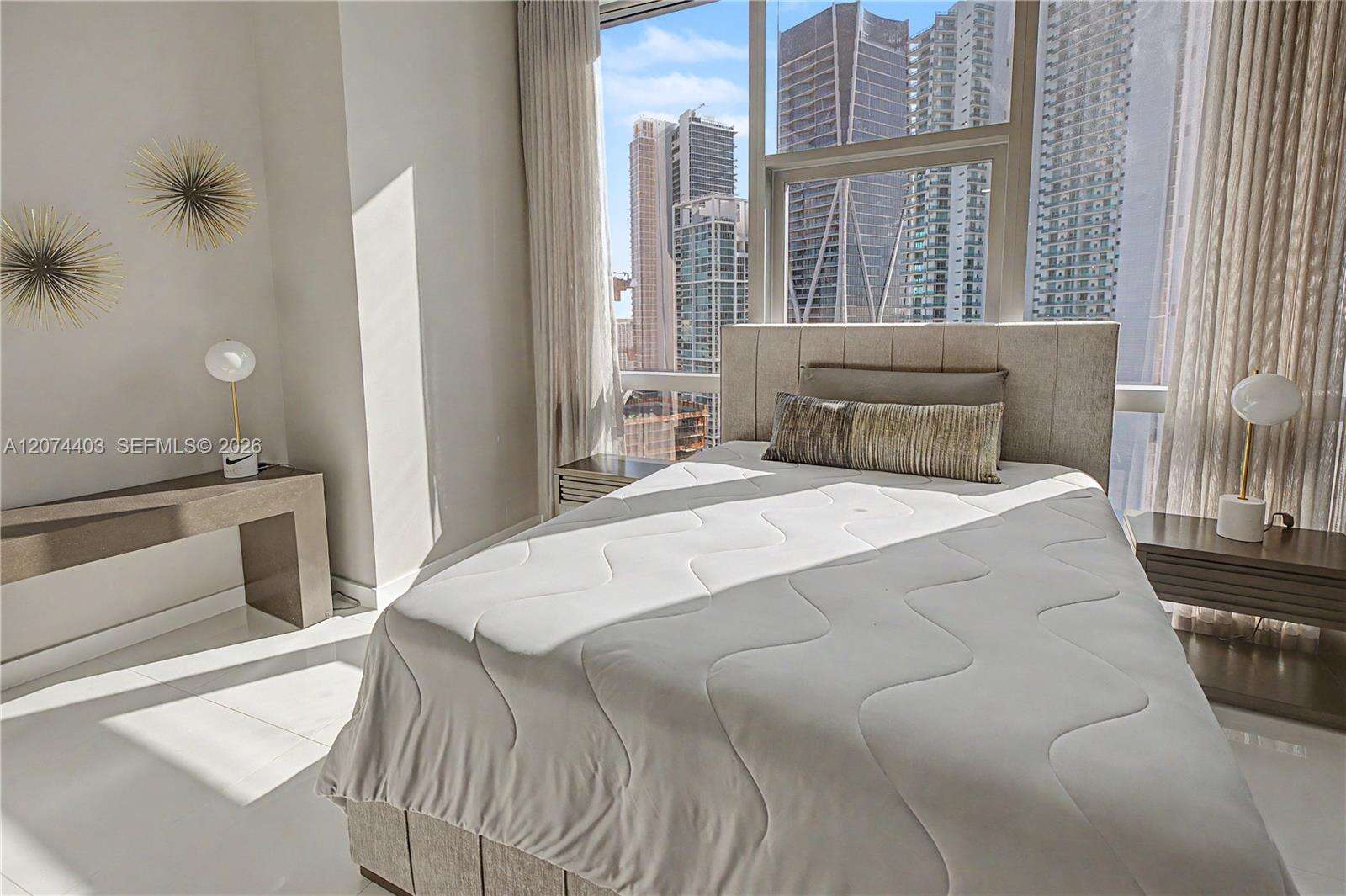 Paramount Miami Worldcenter at 851 1 Ave, Miami, FL 33132 - For Rent photo 23
