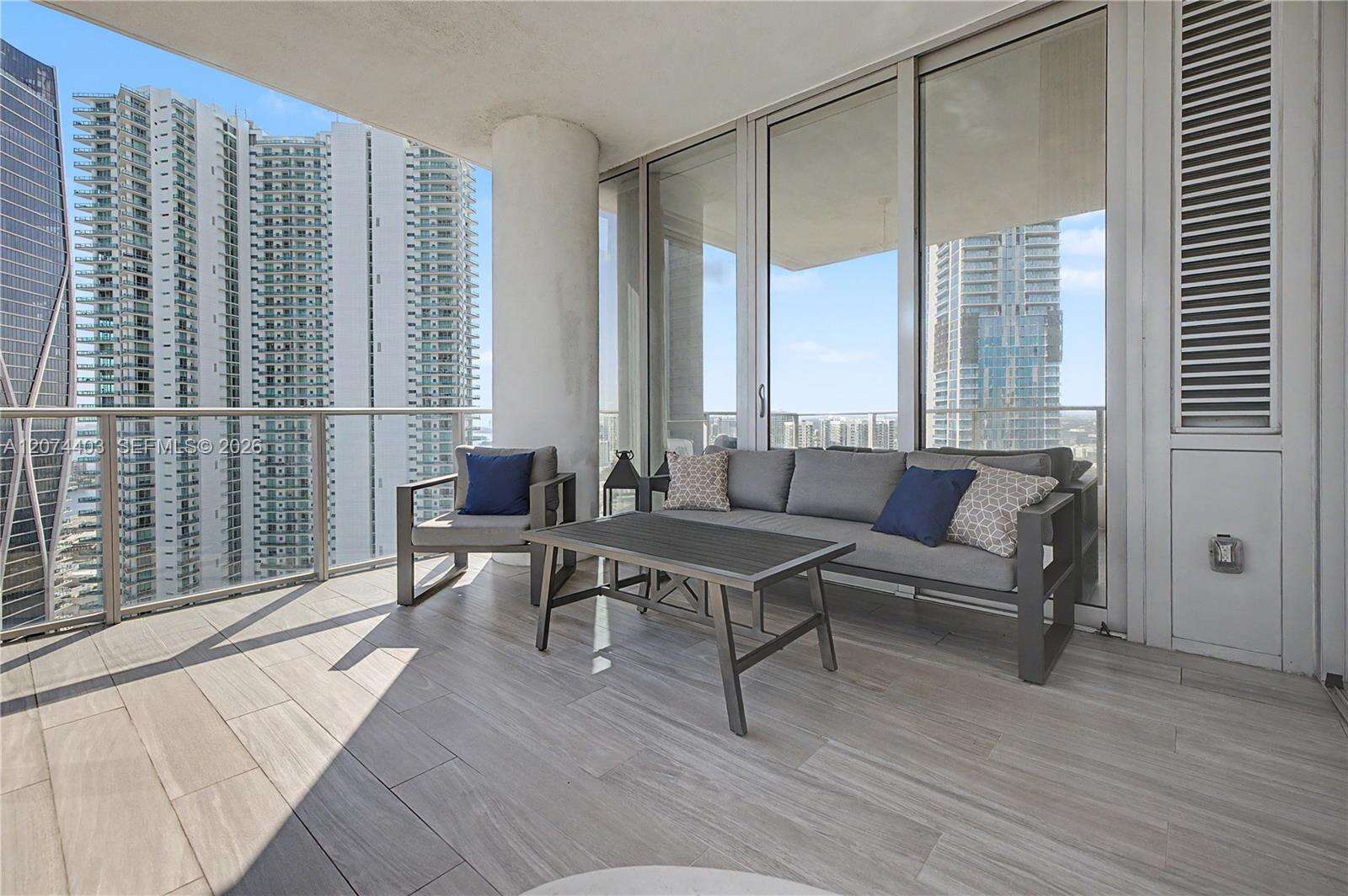 Paramount Miami Worldcenter at 851 1 Ave, Miami, FL 33132 - For Rent photo 6