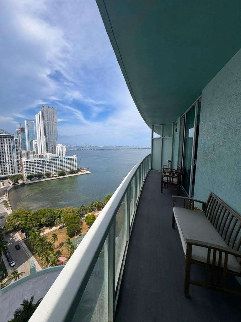 Quantum On The Bay at 1900 Bayshore Dr, Miami, FL 33132 - For Rent photo 3