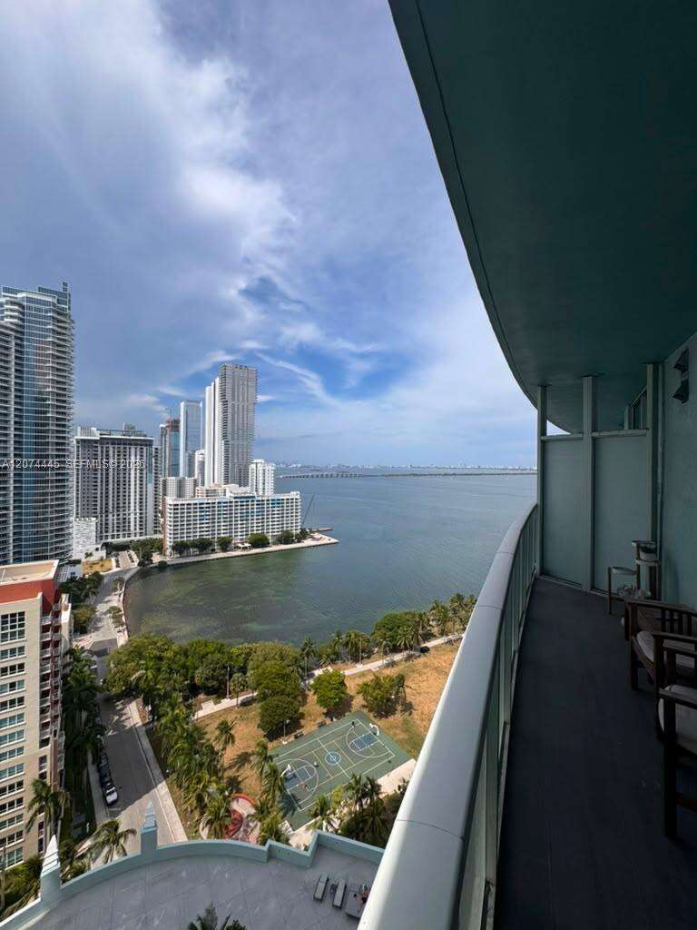 Quantum On The Bay at 1900 Bayshore Dr, Miami, FL 33132 - For Rent photo 6
