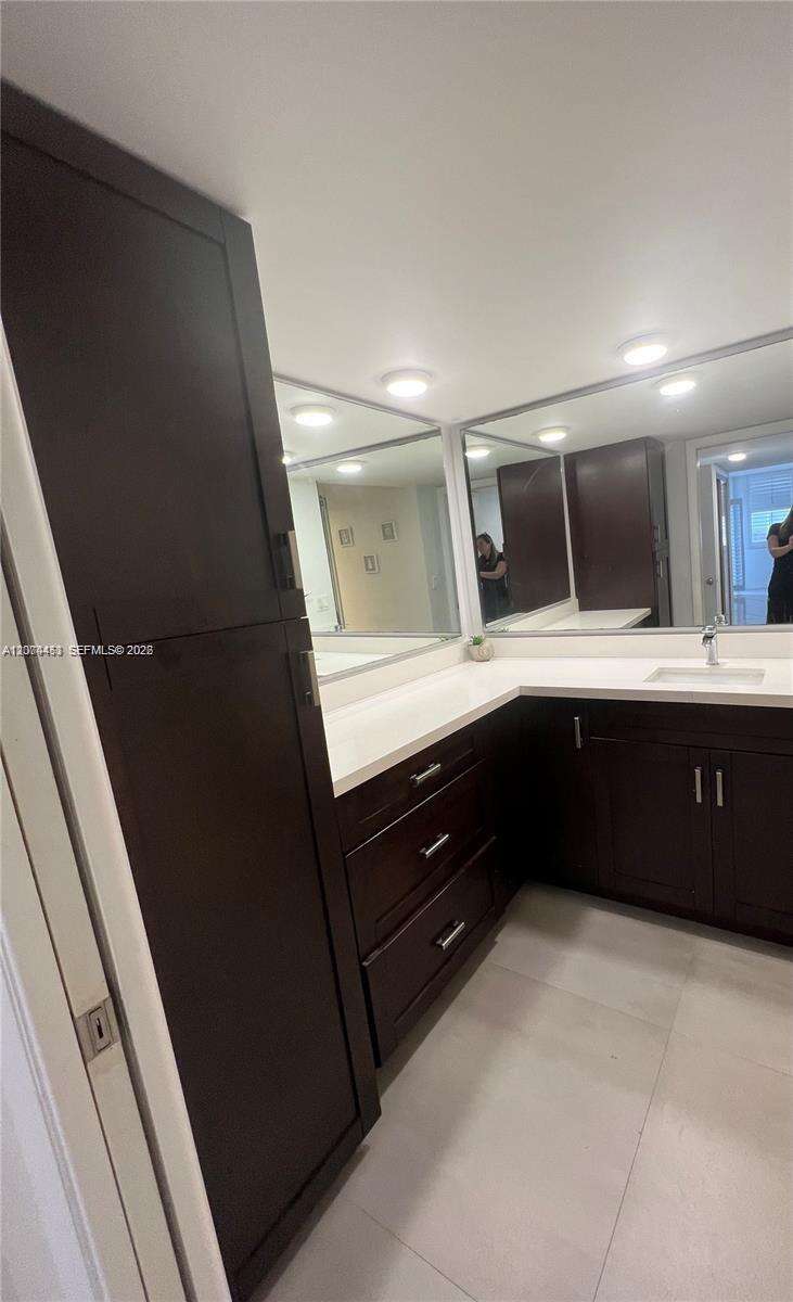 Maison Grande at 6039 Collins Ave, Miami Beach, FL 33140 - For Rent photo 14
