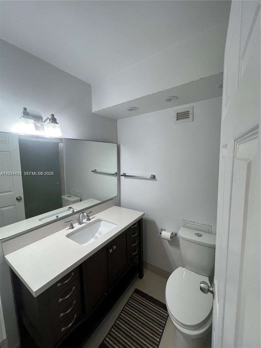 Maison Grande at 6039 Collins Ave, Miami Beach, FL 33140 - For Rent photo 15