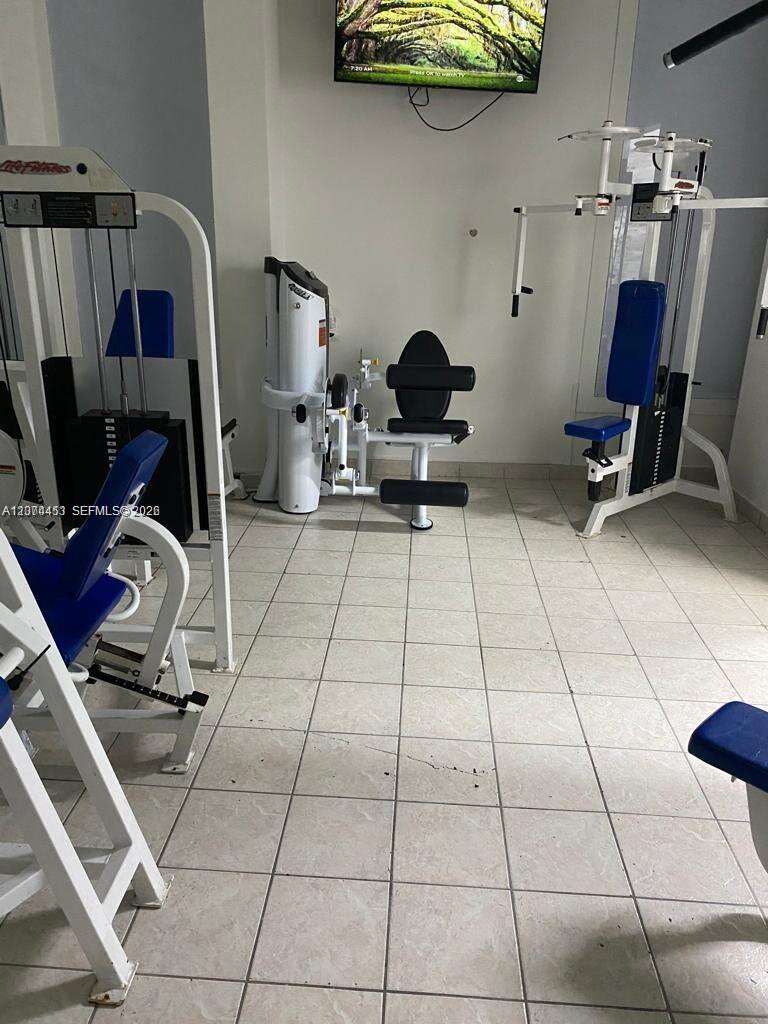 Maison Grande at 6039 Collins Ave, Miami Beach, FL 33140 - For Rent photo 21