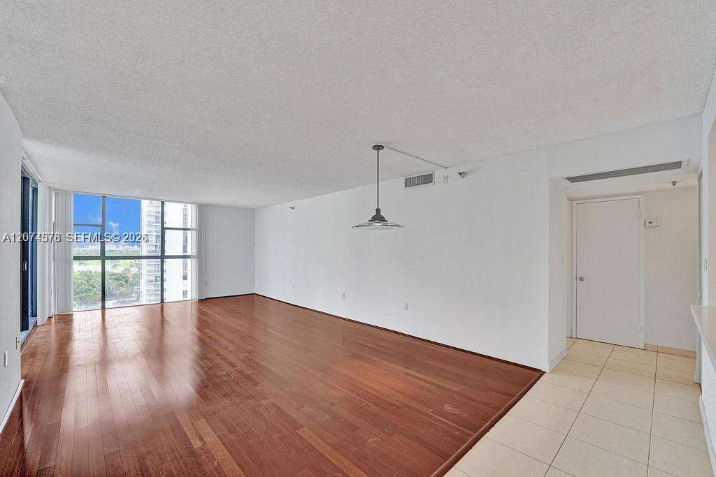 Waterview at 20505 Country Club Dr, Aventura, FL 33180 - For Rent photo 25