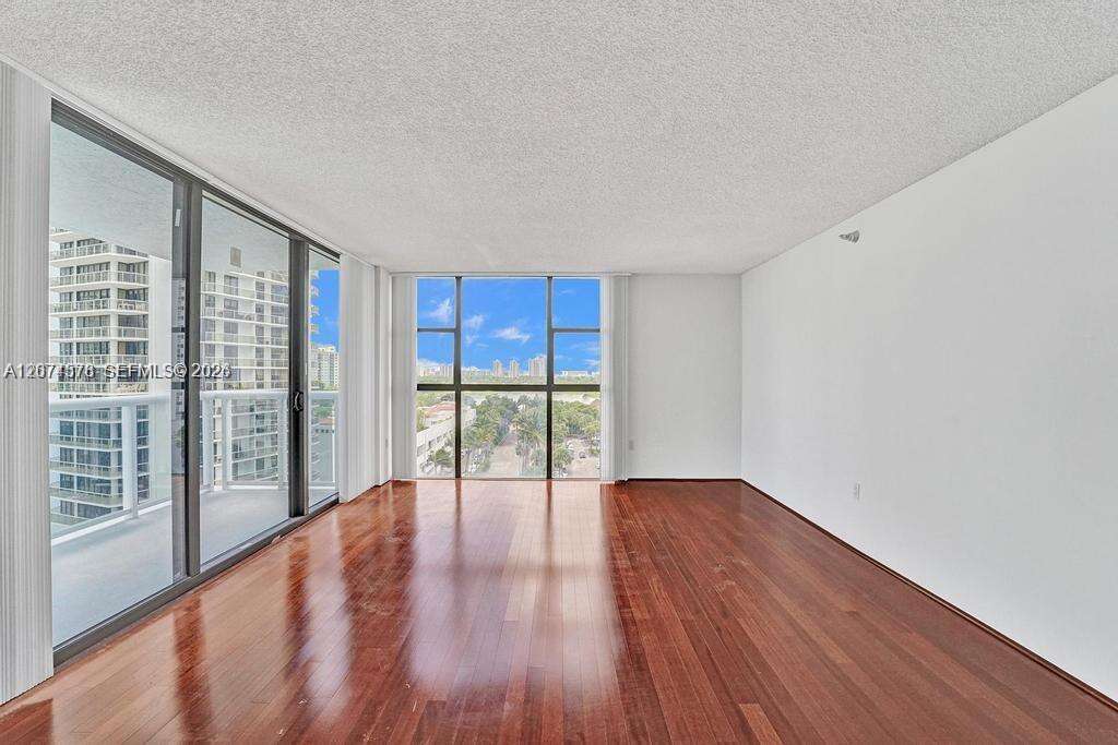 Waterview at 20505 Country Club Dr, Aventura, FL 33180 - For Rent photo 32