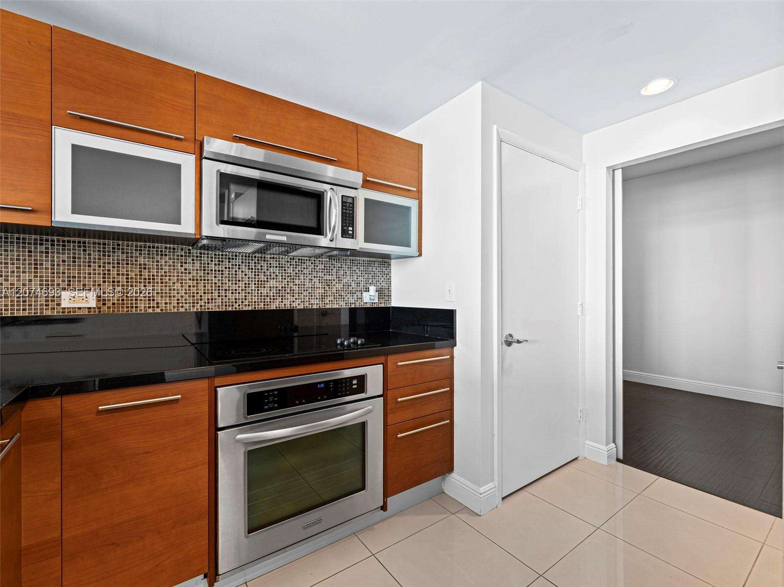 Vizcayne North at 244 Biscayne Blvd, Miami, FL 33132 - For Rent photo 19