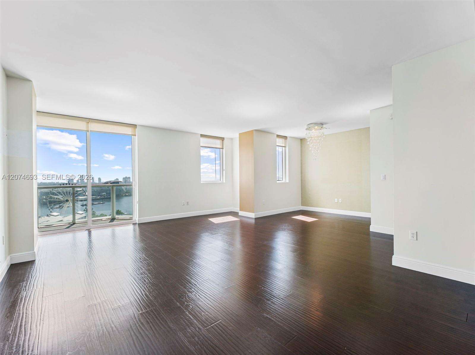 Vizcayne North at 244 Biscayne Blvd, Miami, FL 33132 - For Rent photo 3