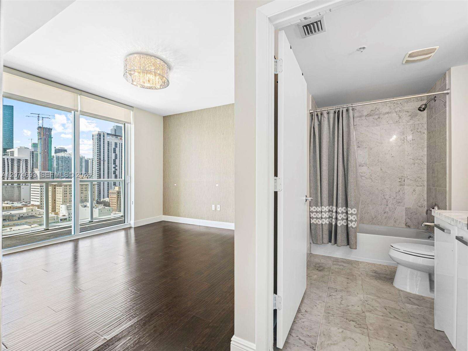 Vizcayne North at 244 Biscayne Blvd, Miami, FL 33132 - For Rent photo 23