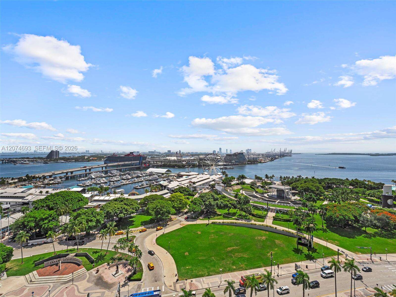 Vizcayne North at 244 Biscayne Blvd, Miami, FL 33132 - For Rent photo 41