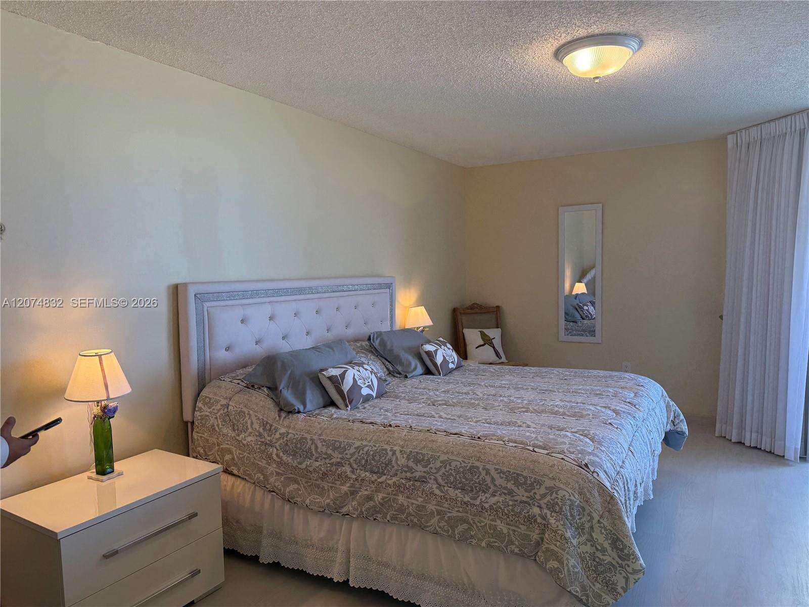 Sands Pointe at 16711 Collins Ave, Sunny Isles Beach, FL 33160 - For Rent photo 7