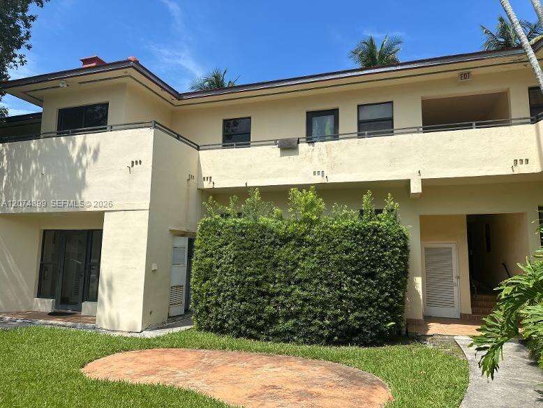 Bal Harbour Court Condos for Sale & Rent | Picture 1