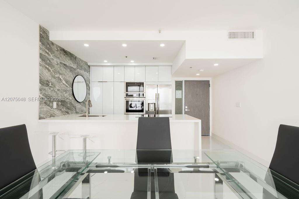 Grandview Palace at 7601 Treasure Dr, North Bay Village, FL 33141 - For Rent photo 18