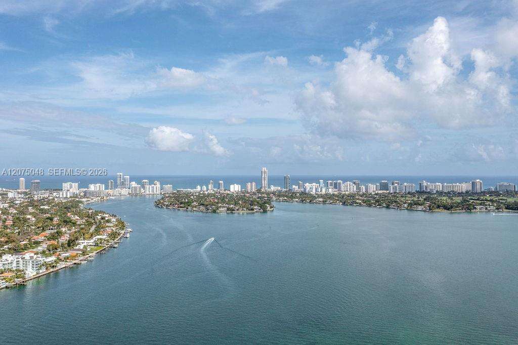 Grandview Palace at 7601 Treasure Dr, North Bay Village, FL 33141 - For Rent photo 4