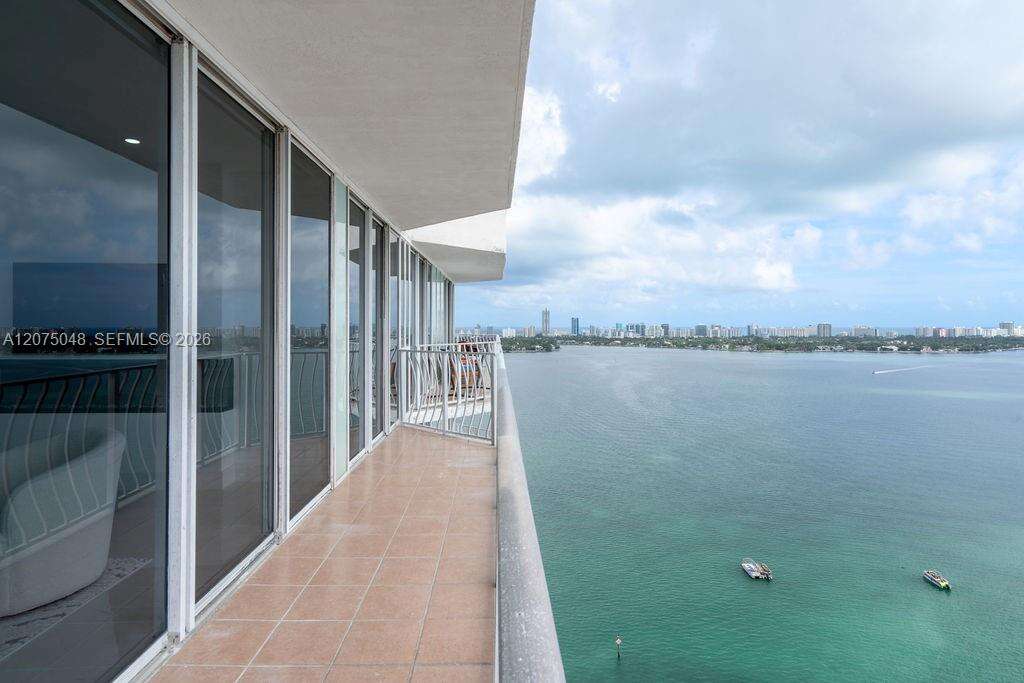 Grandview Palace at 7601 Treasure Dr, North Bay Village, FL 33141 - For Rent photo 10