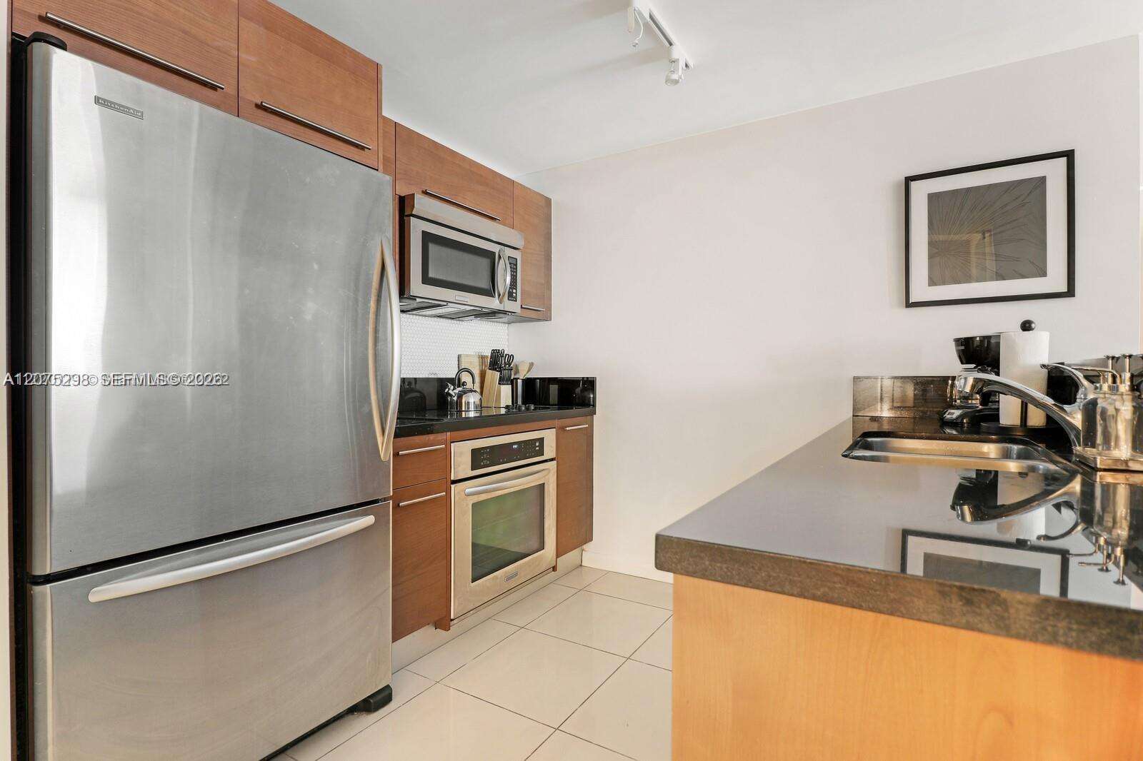 Vizcayne South at 253 2 St, Miami, FL 33132 - For Rent photo 11