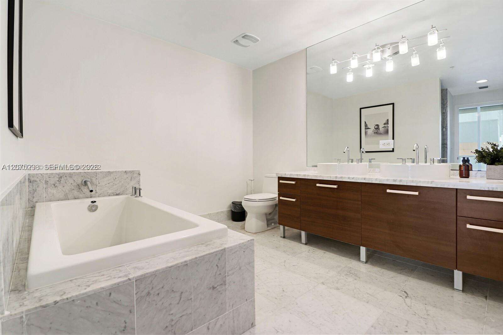 Vizcayne South at 253 2 St, Miami, FL 33132 - For Rent photo 19