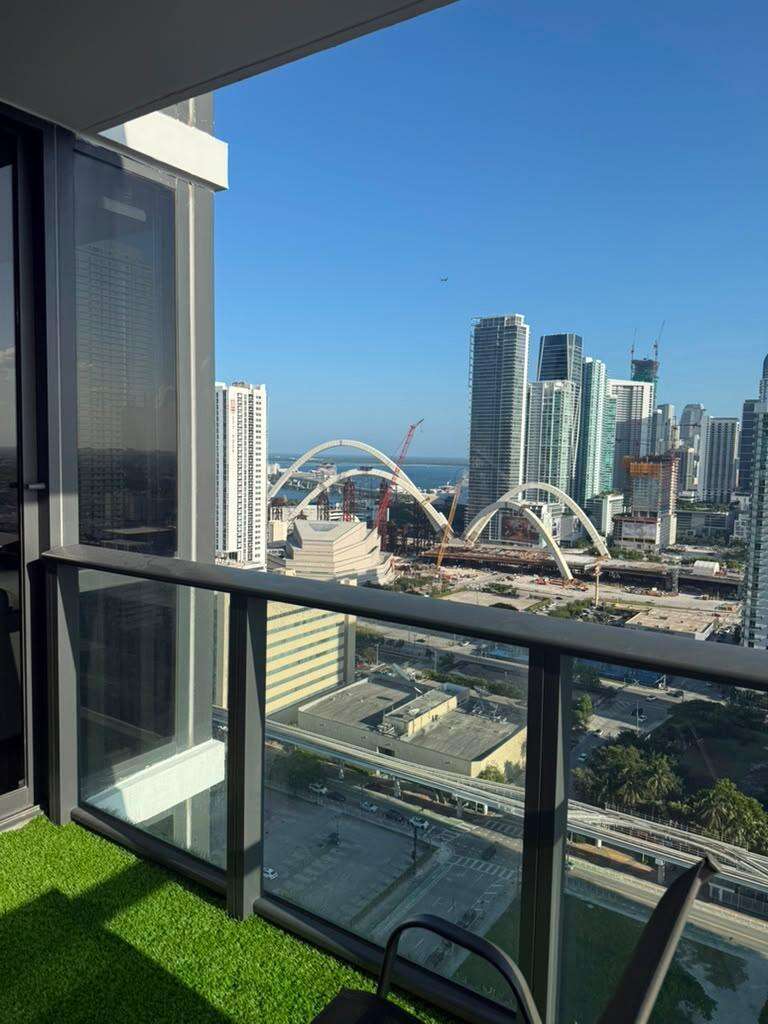 Canvas at 1600 1, Miami, FL 33132 - For Rent photo 11