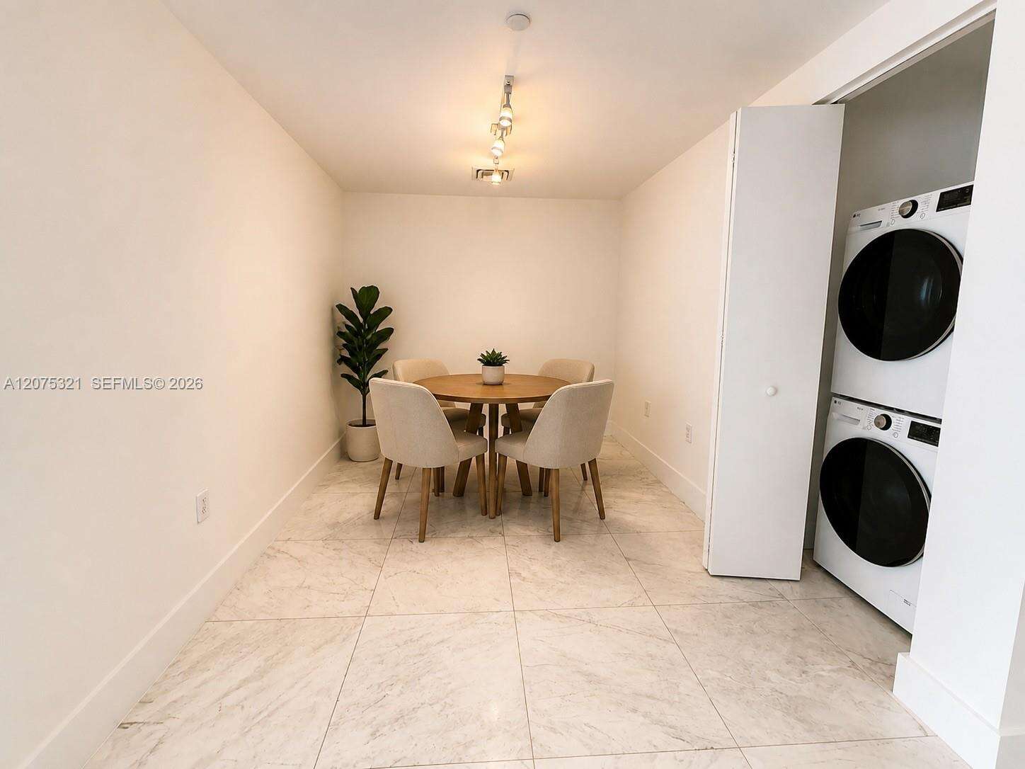 900 Biscayne at 900 Biscayne Blvd, Miami, FL 33132 - For Rent photo 7