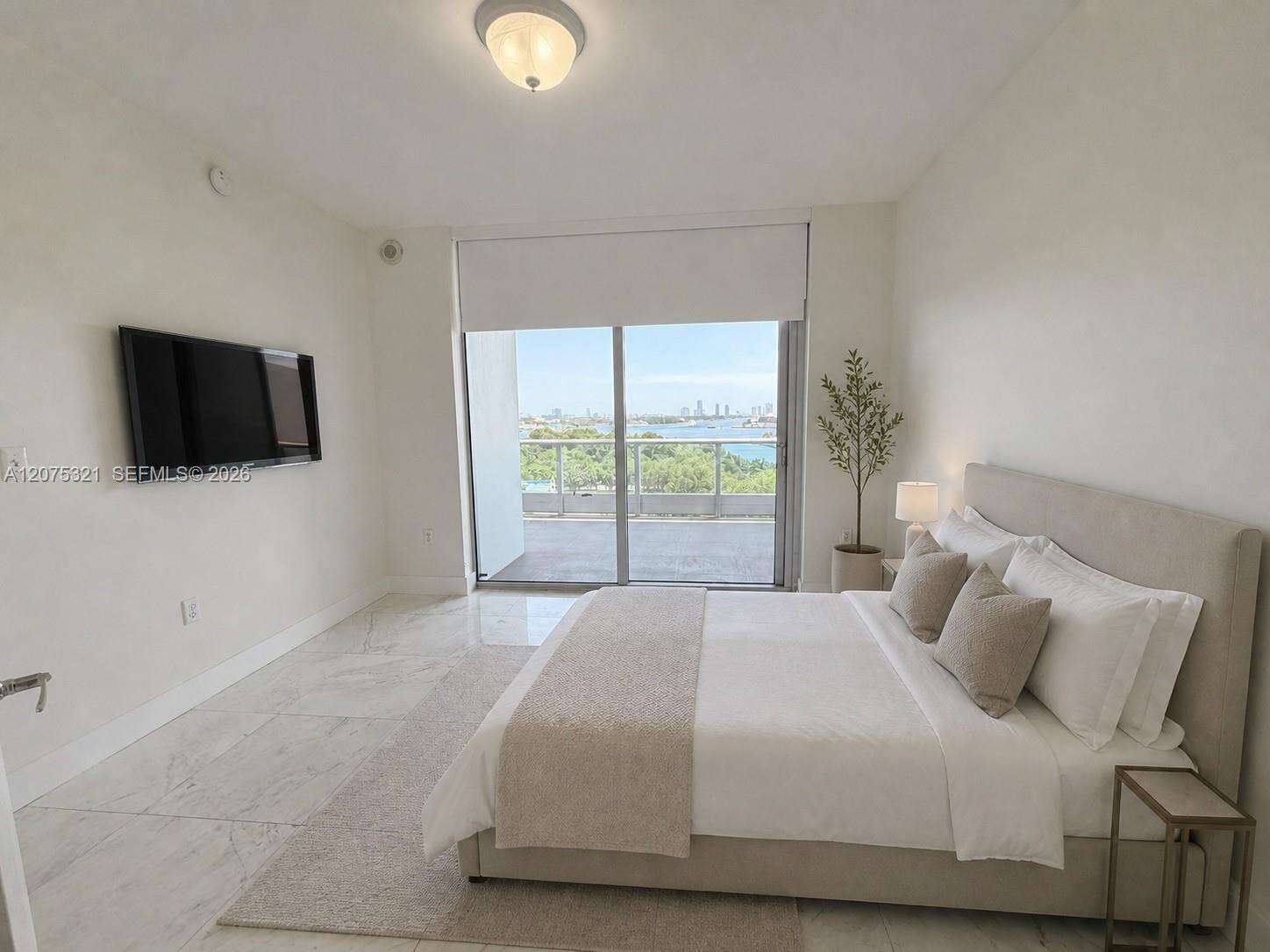 900 Biscayne at 900 Biscayne Blvd, Miami, FL 33132 - For Rent photo 9