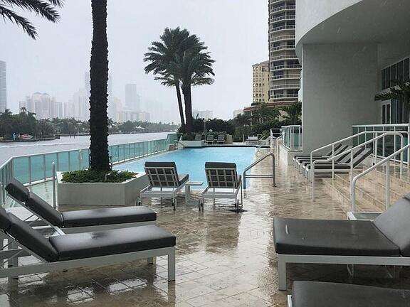 Hamptons South at 20201 Country Club, Aventura, FL 33180 - For Rent photo 35
