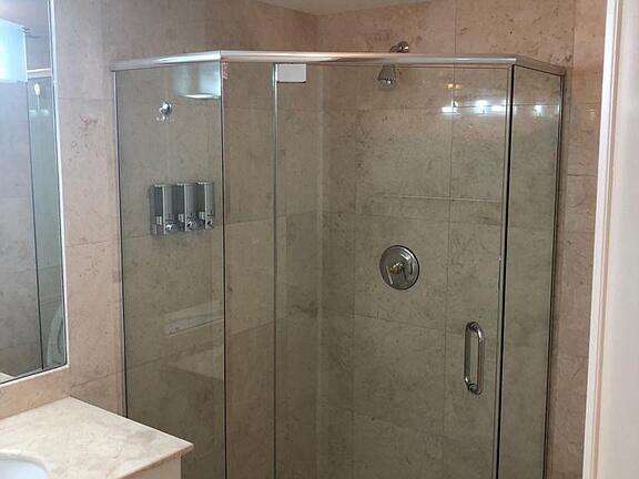 Hamptons South at 20201 Country Club, Aventura, FL 33180 - For Rent photo 40