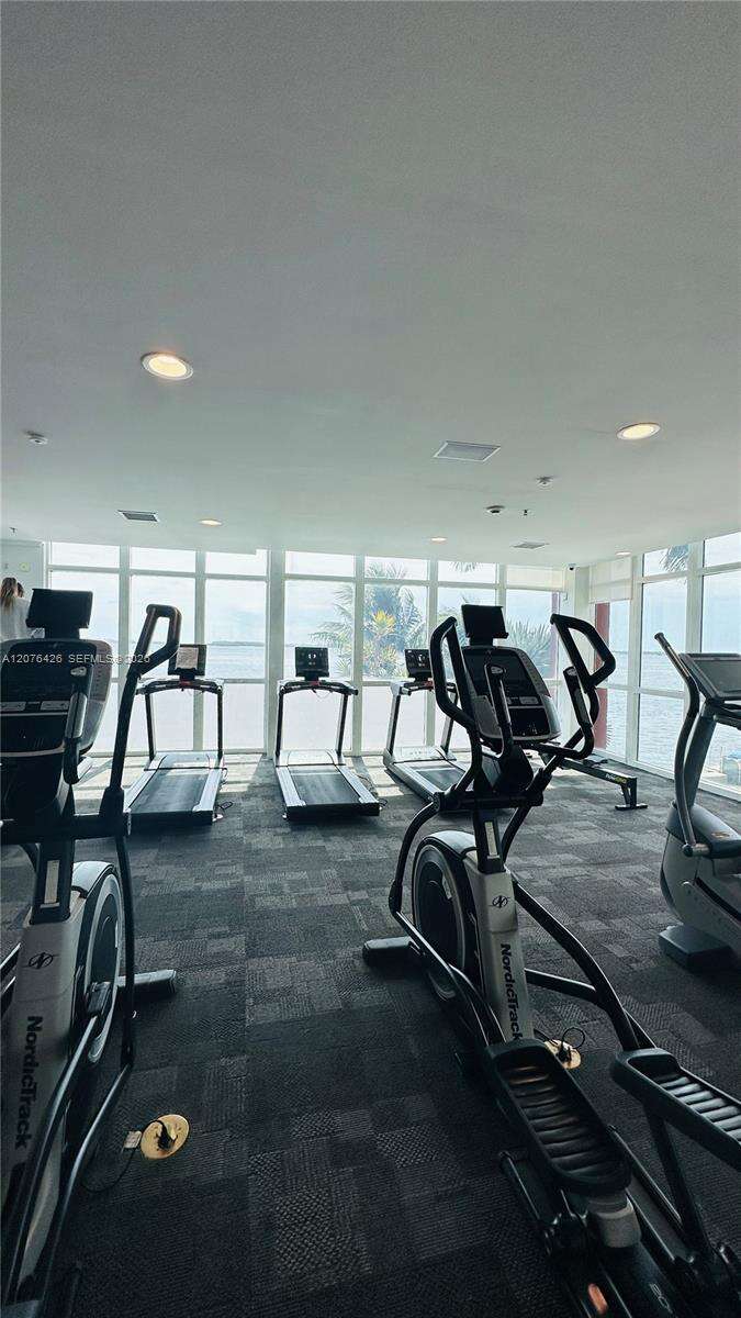 The Mark On Brickell at 1155 Brickell Bay Dr, Miami, FL 33131 - For Rent photo 28