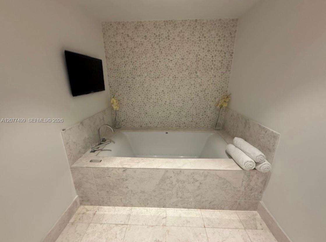 Jade Ocean at 17121 Collins Ave, Sunny Isles Beach, FL 33160 - For Rent photo 13