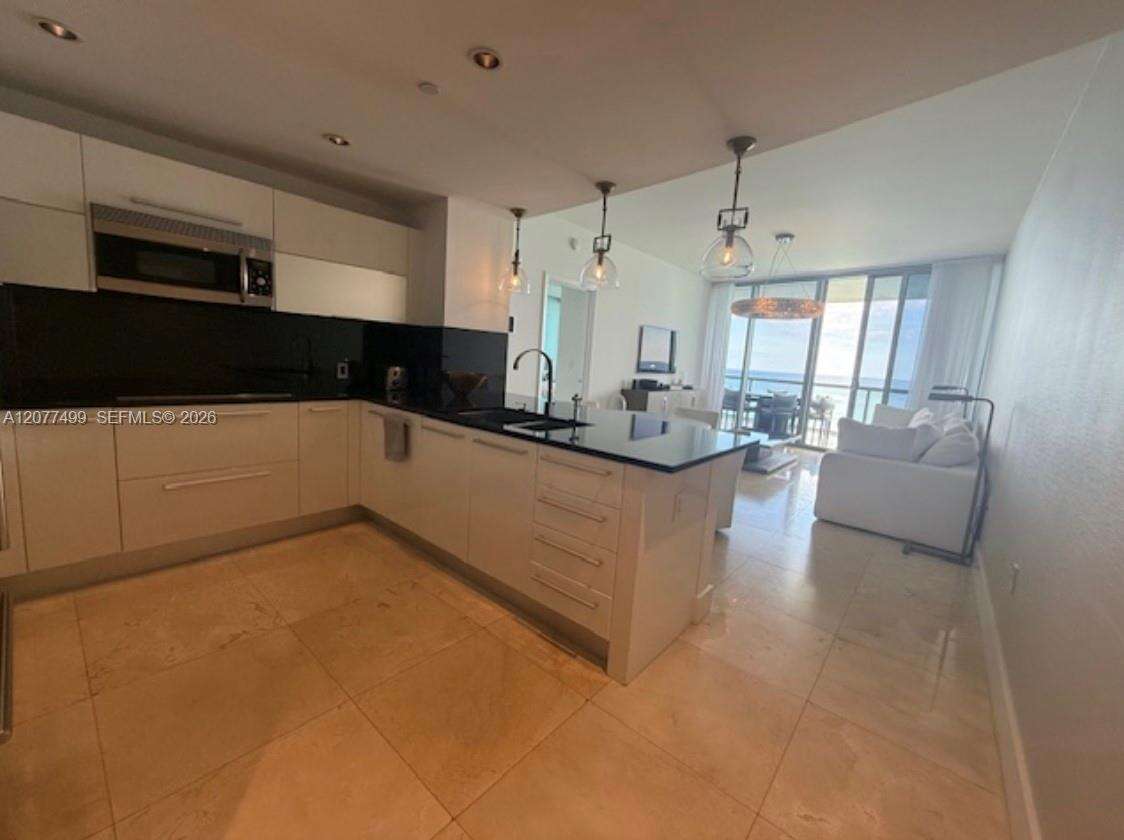 Jade Ocean at 17121 Collins Ave, Sunny Isles Beach, FL 33160 - For Rent photo 4