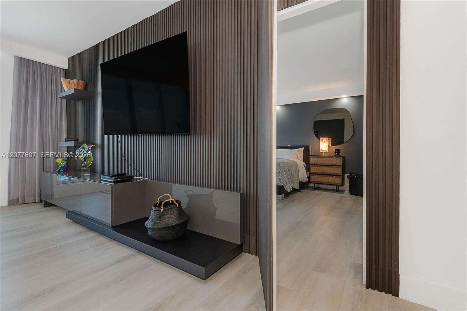 Roney Palace at 2301 Collins Ave, Miami Beach, FL 33139 - For Rent photo 15