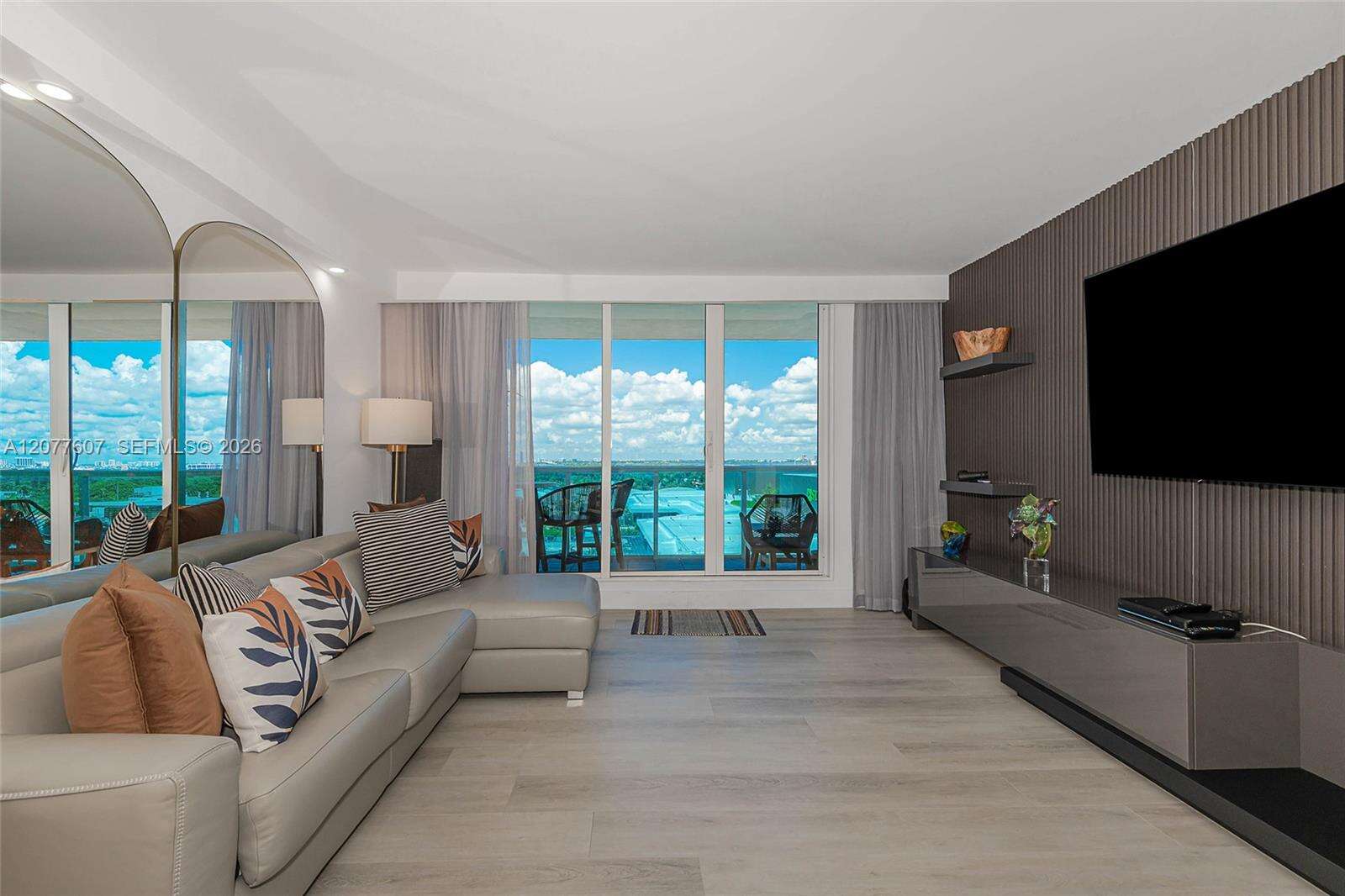 Roney Palace at 2301 Collins Ave, Miami Beach, FL 33139 - For Rent photo 4