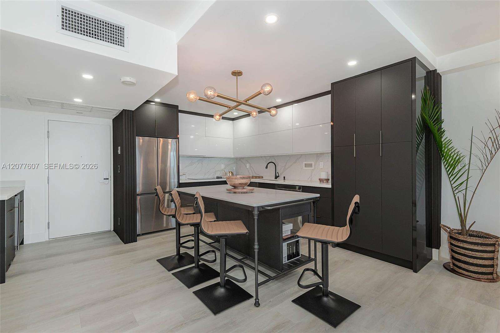 Roney Palace at 2301 Collins Ave, Miami Beach, FL 33139 - For Rent photo 8