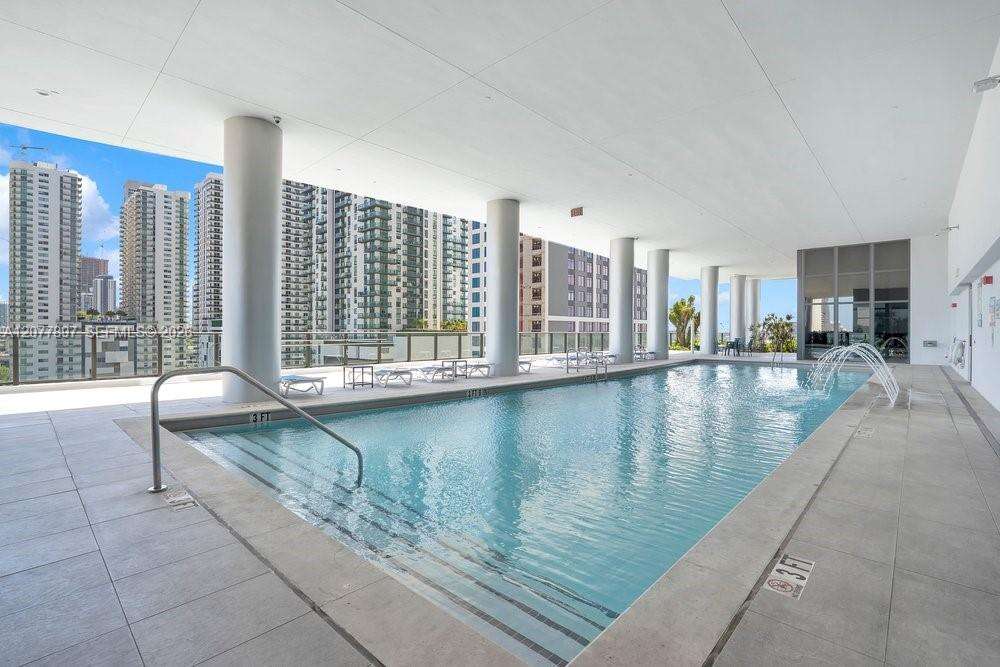 Canvas at 1600 1 Ave, Miami, FL 33132 - For Rent photo 12