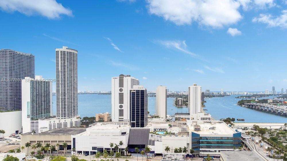 Canvas at 1600 1 Ave, Miami, FL 33132 - For Rent photo 19