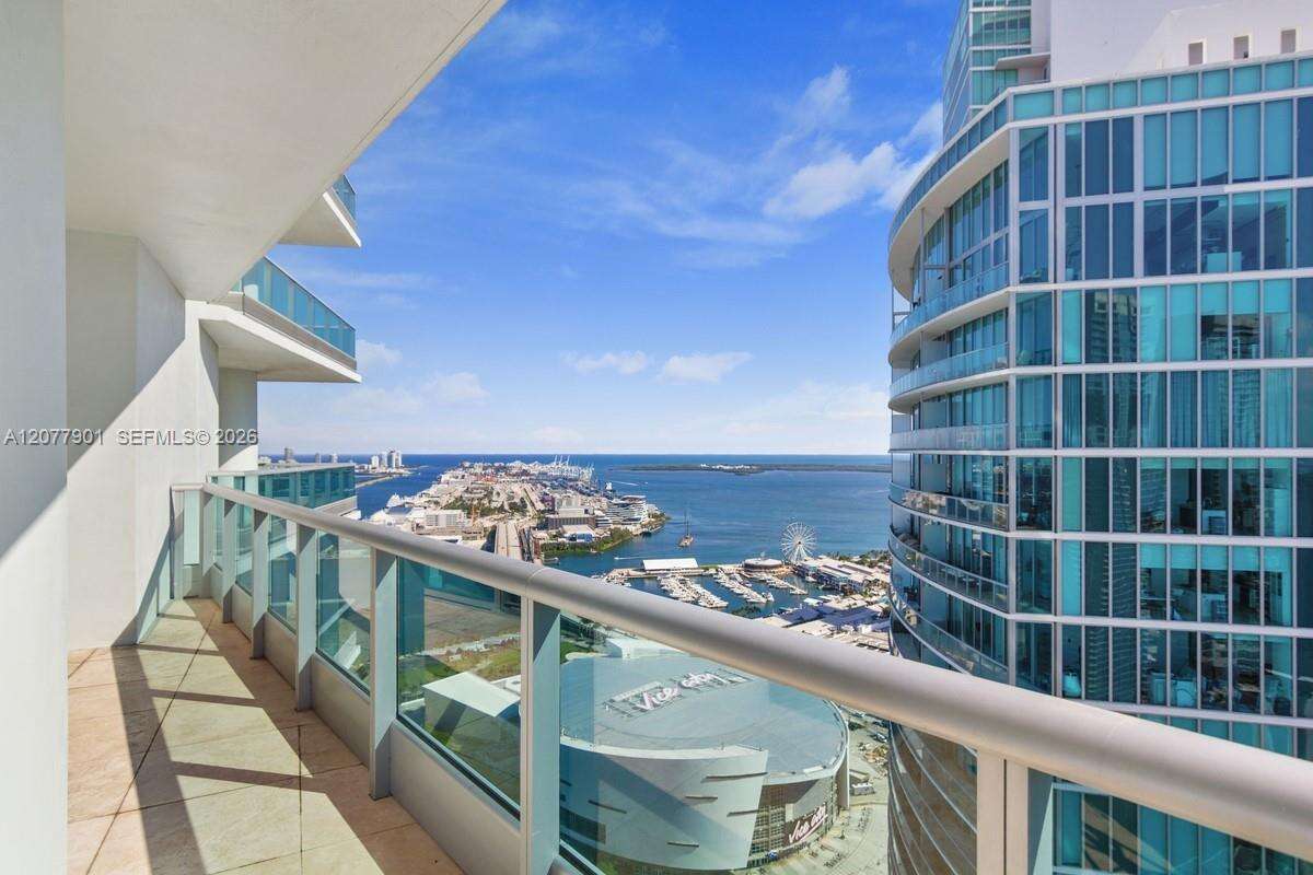 900 Biscayne at 900 Biscayne Blvd, Miami, FL 33132 - For Rent photo 11