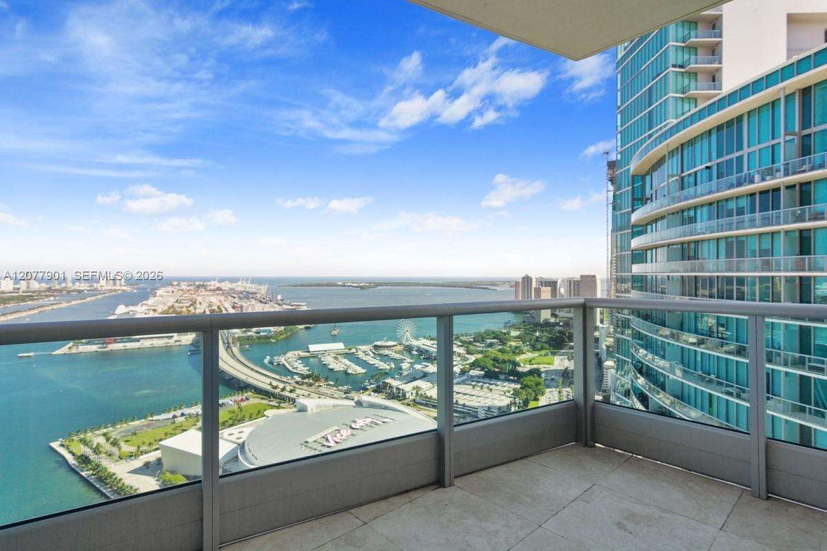 900 Biscayne at 900 Biscayne Blvd, Miami, FL 33132 - For Rent photo 17