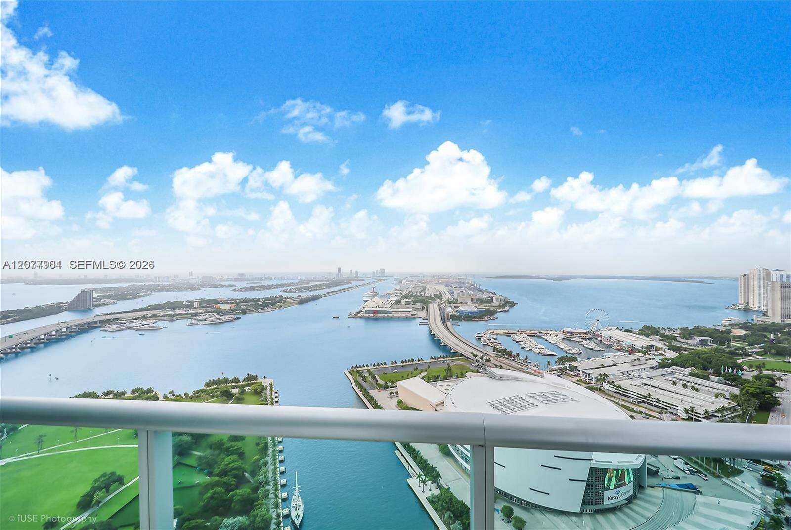 900 Biscayne at 900 Biscayne Blvd, Miami, FL 33132 - For Rent photo 3