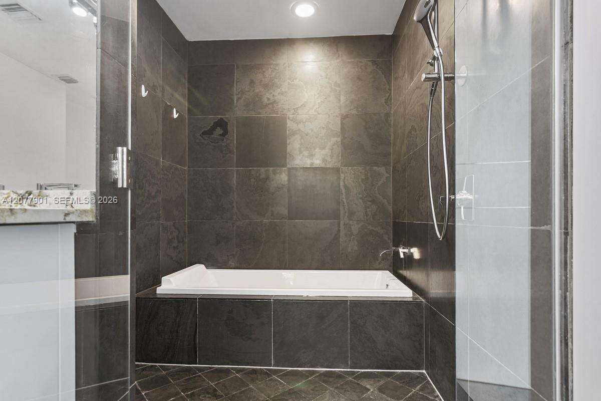 900 Biscayne at 900 Biscayne Blvd, Miami, FL 33132 - For Rent photo 21