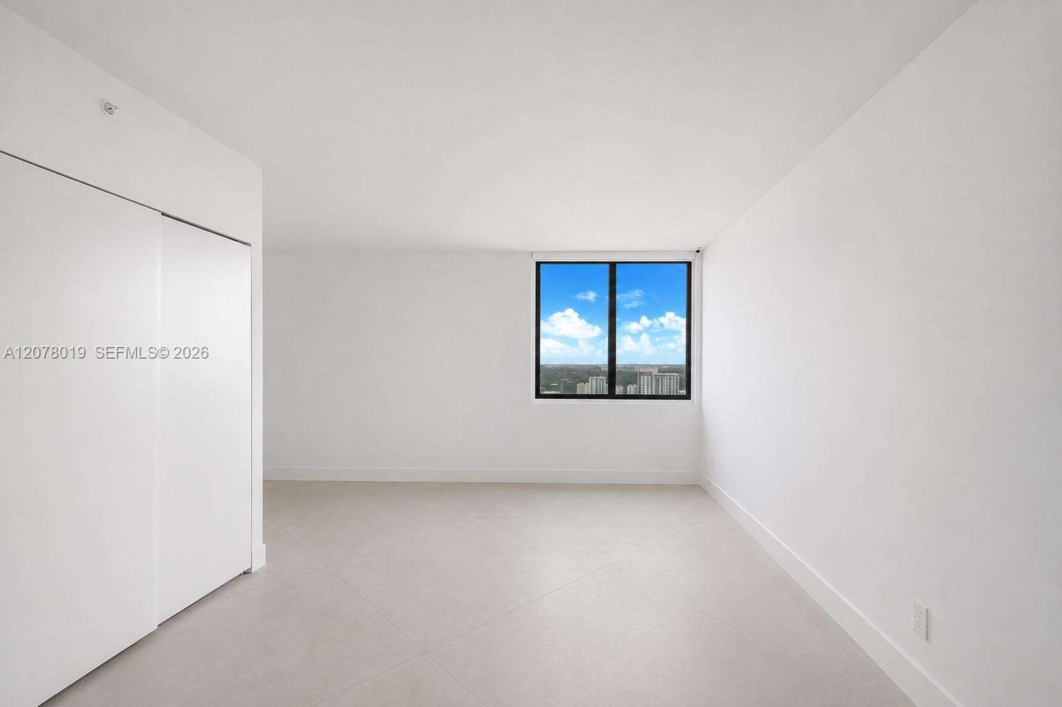 Villa Regina at 1581 Brickell Ave, Miami, FL 33129 - For Rent photo 15