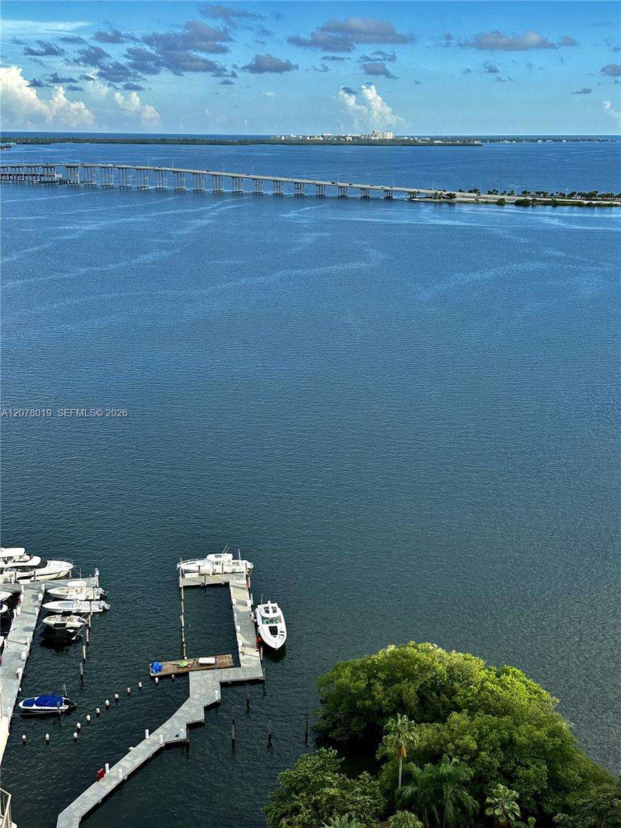 Villa Regina at 1581 Brickell Ave, Miami, FL 33129 - For Rent photo 28