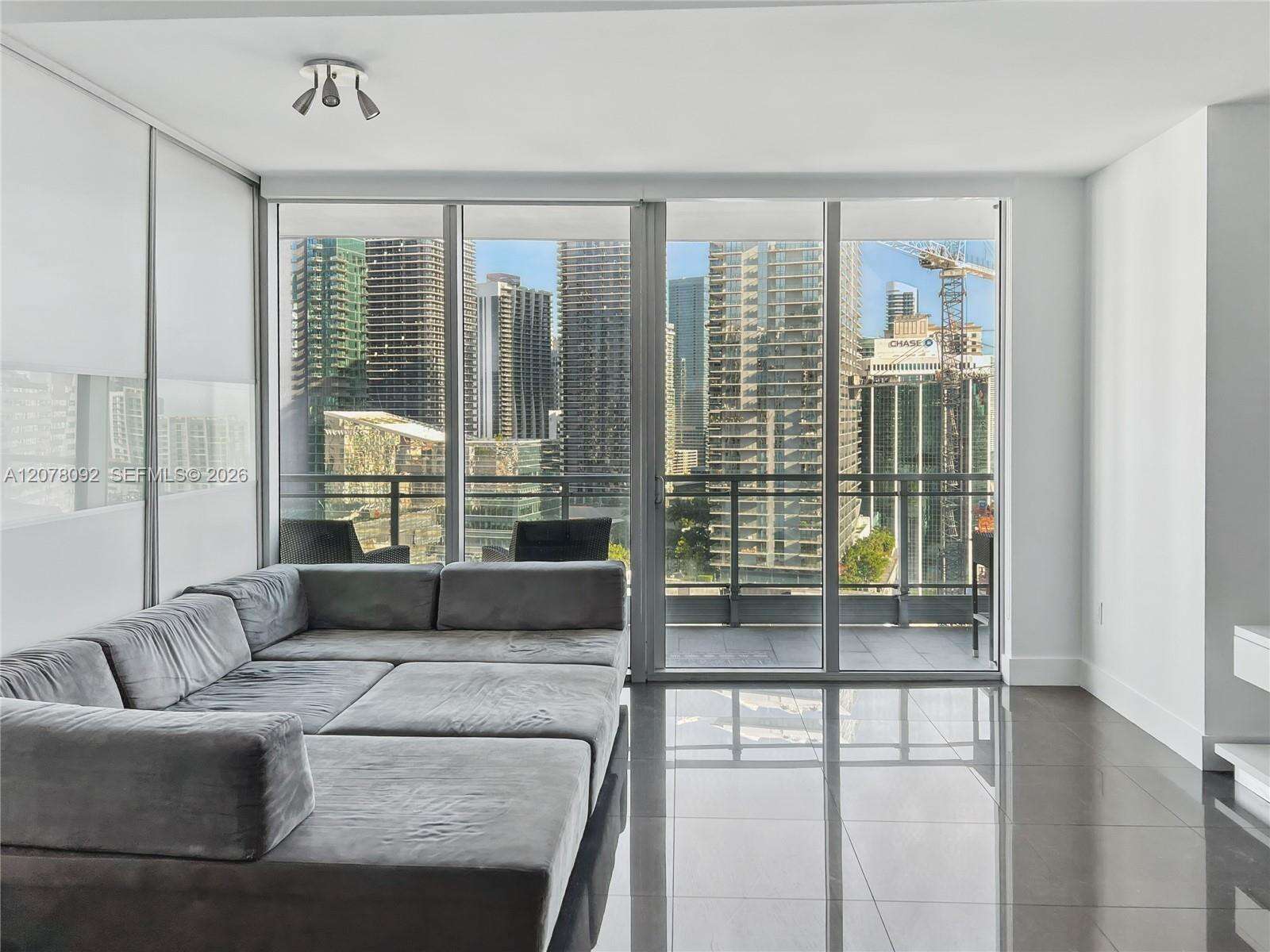 Mint at 92 3 St, Miami, FL 33130 - For Rent photo 2