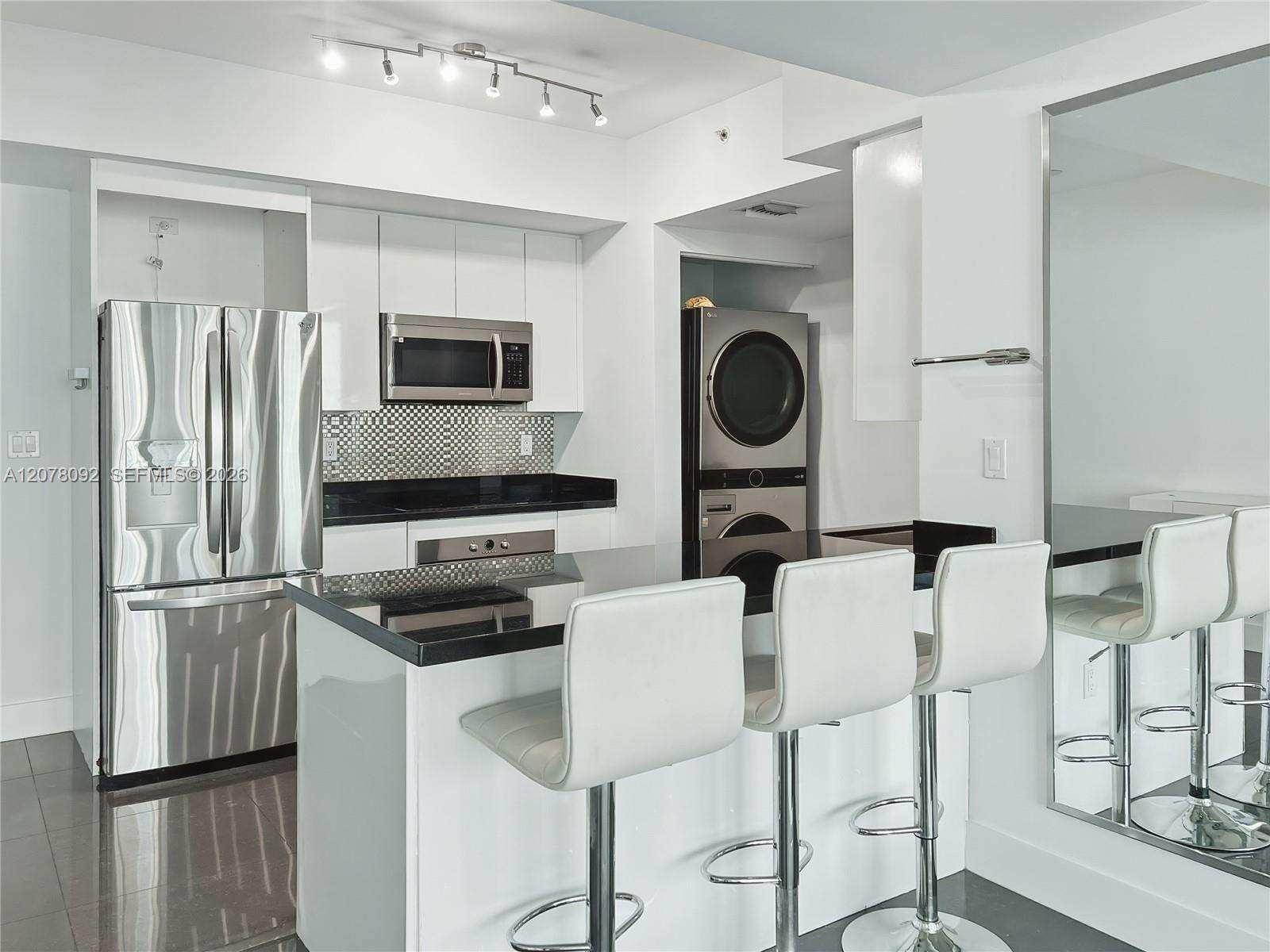 Mint at 92 3 St, Miami, FL 33130 - For Rent photo 12