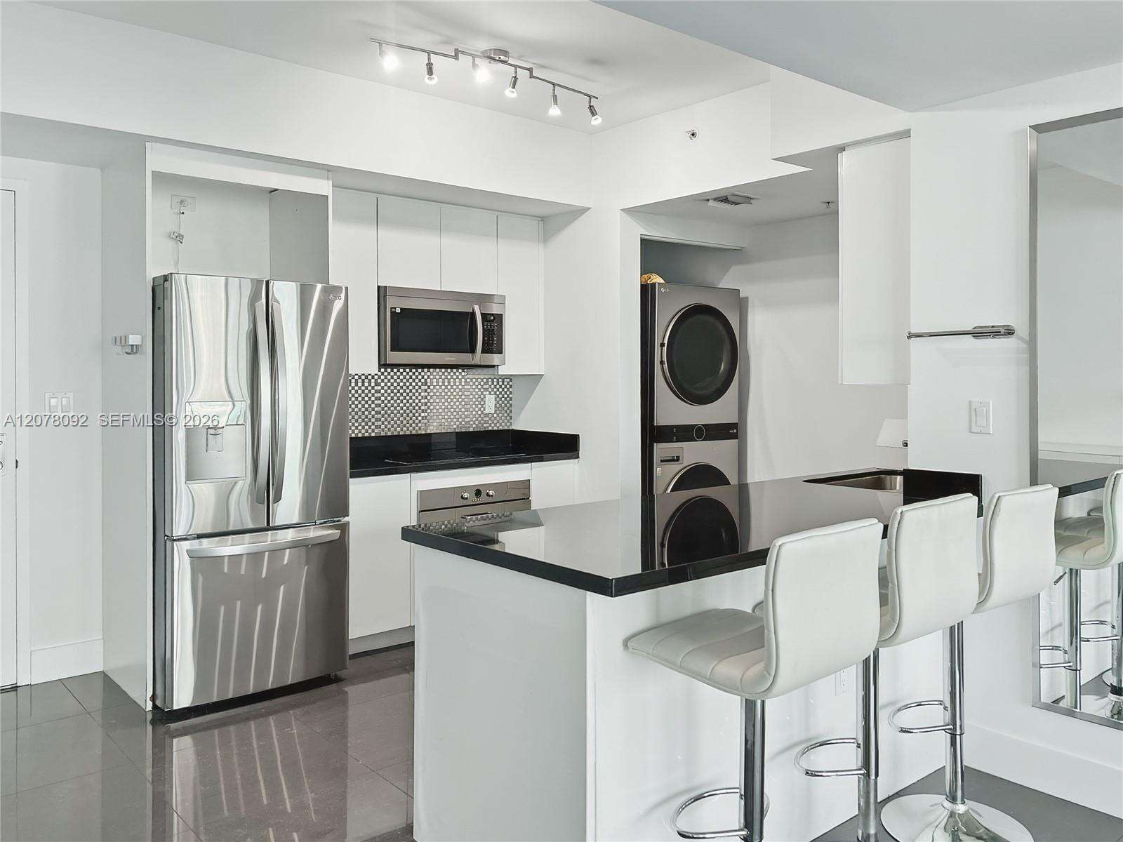 Mint at 92 3 St, Miami, FL 33130 - For Rent photo 13